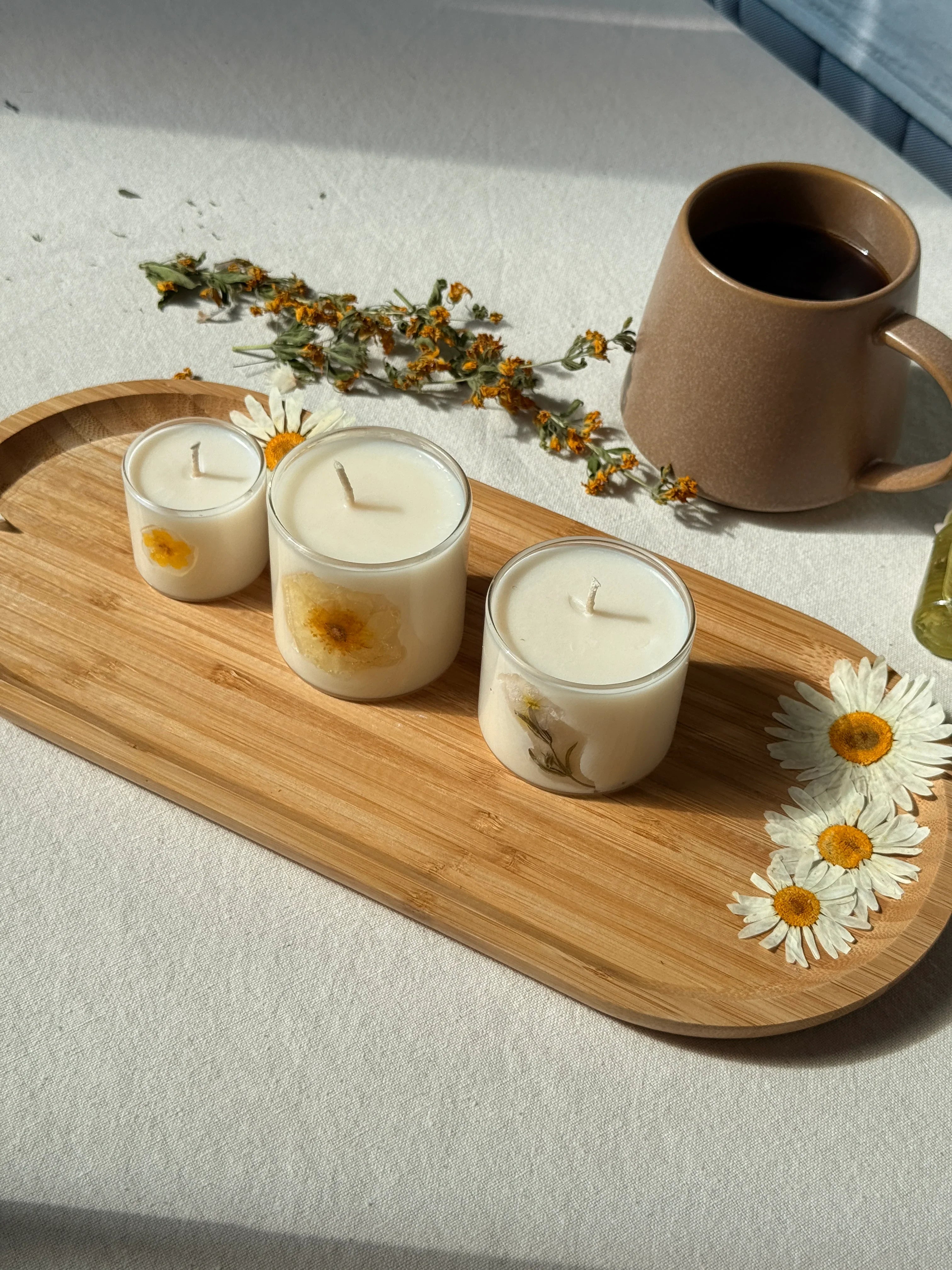 Botanical Bloom Soy Candle | Handmade Dried Flower Glass Candle