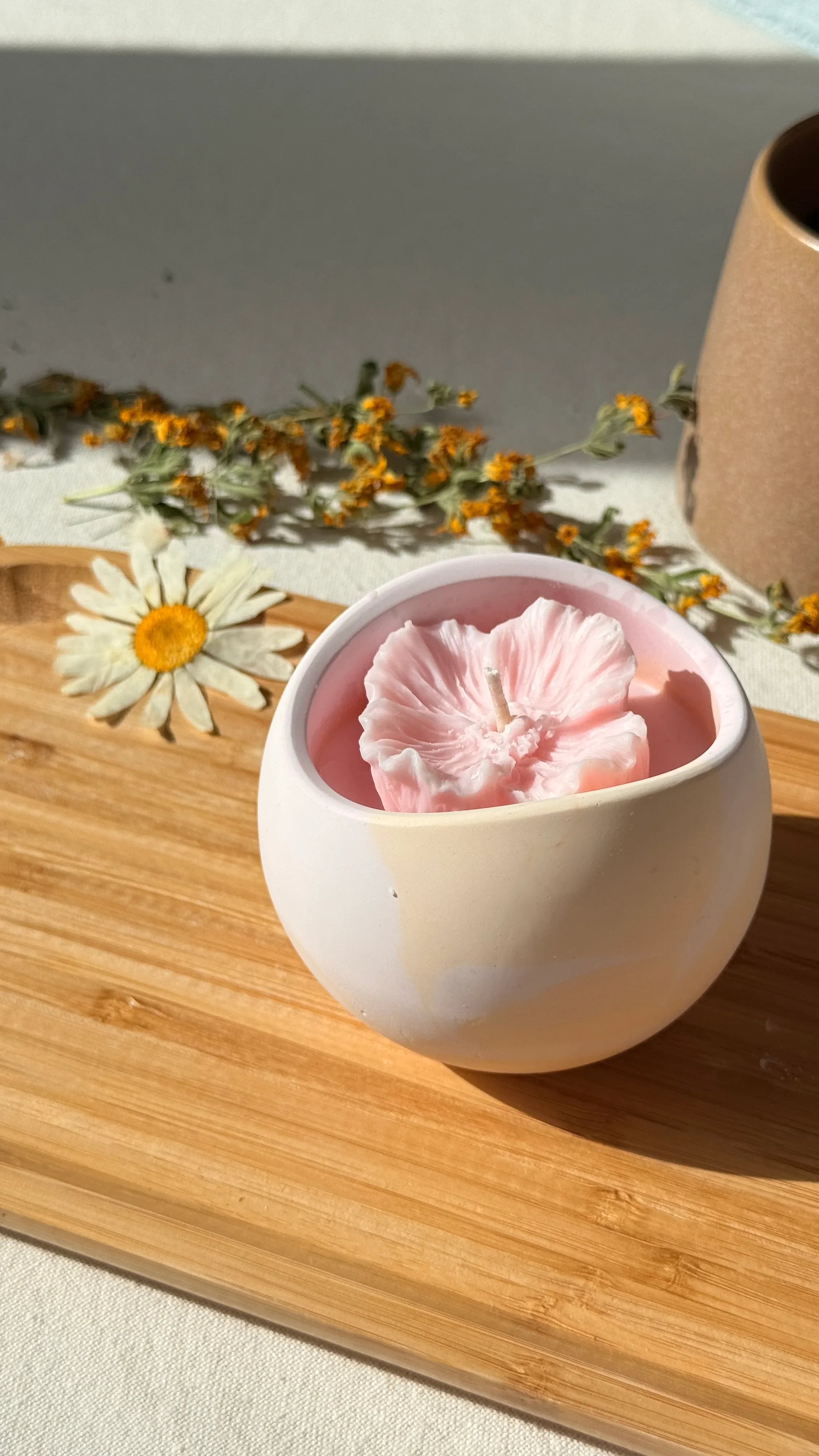 Marbled Petals" Handcrafted Peony Concrete Bowl Candle