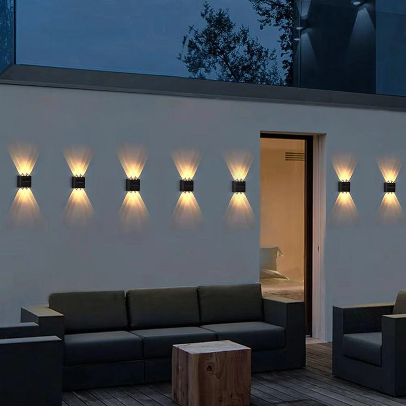 Solar LED utomhusvägglampa vattentät skymning till gryning staketlampa för trädgård, gård, veranda, gångväg, uteplats, heminredning